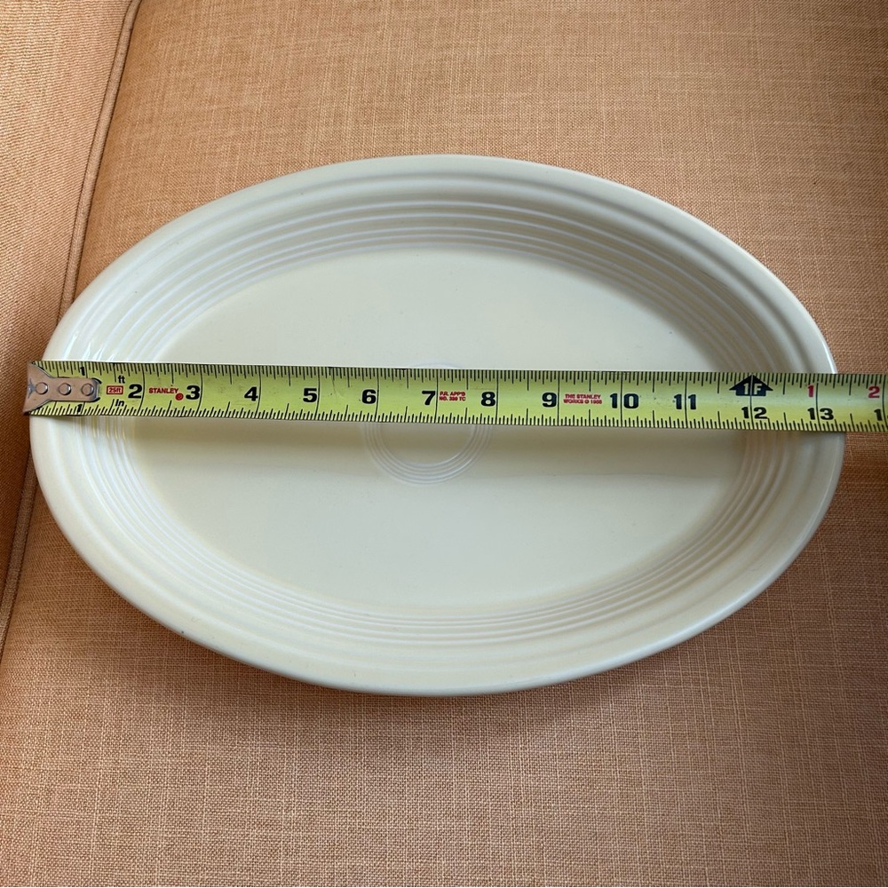 Fiesta Light Yellow Platter Fiestaware oval - Picture 7 of 7